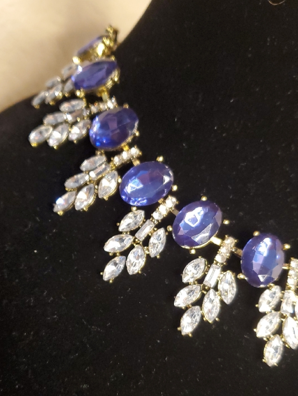 Statement Blue Costume Crystal Necklace - Brand Unbranded - Picture 4 of 8